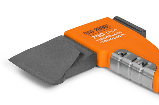 Специальное защитное покрытие лезвия предотвращает коррозию и застревание в древесине.